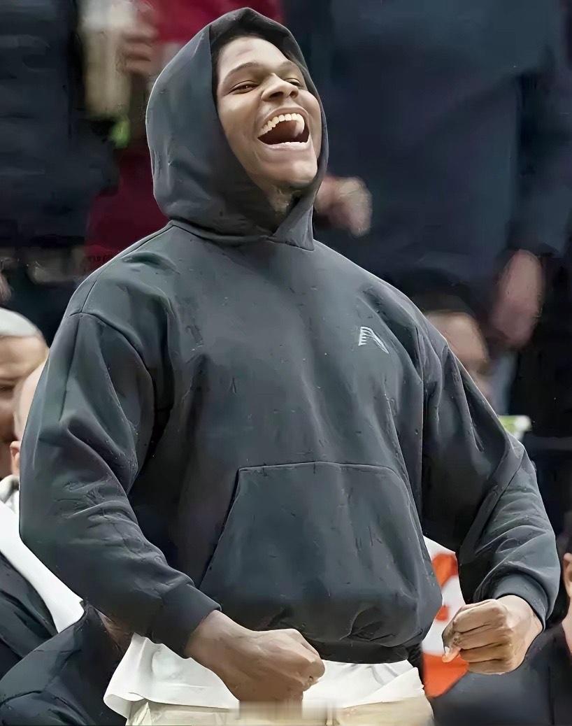 5场NBA打完，对得起“超级巨星”称号的球员，只有这4人够格，他们是——第一超巨