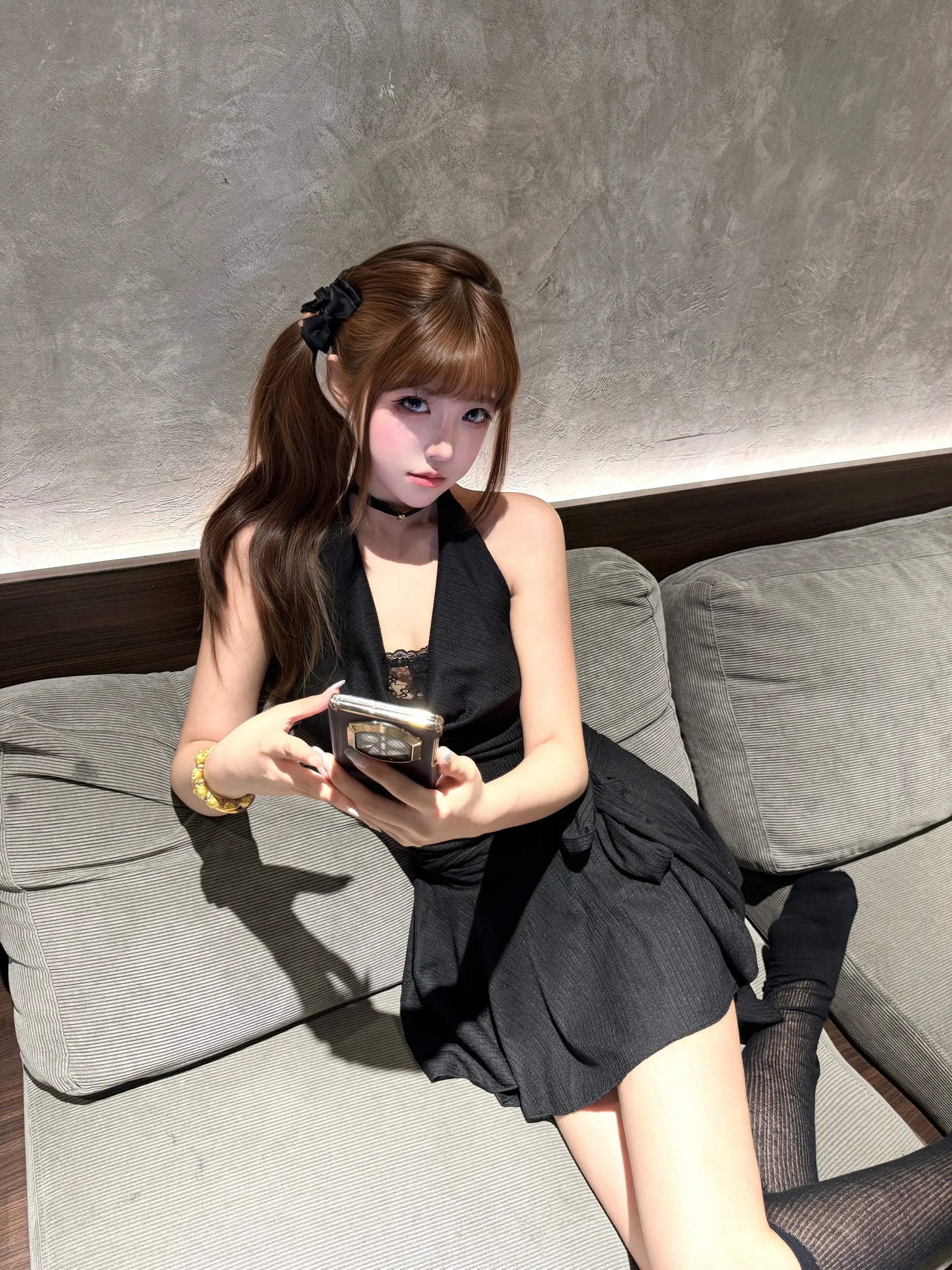 能不能别总出这些硬曲了，啥也没干就感觉自己好拽