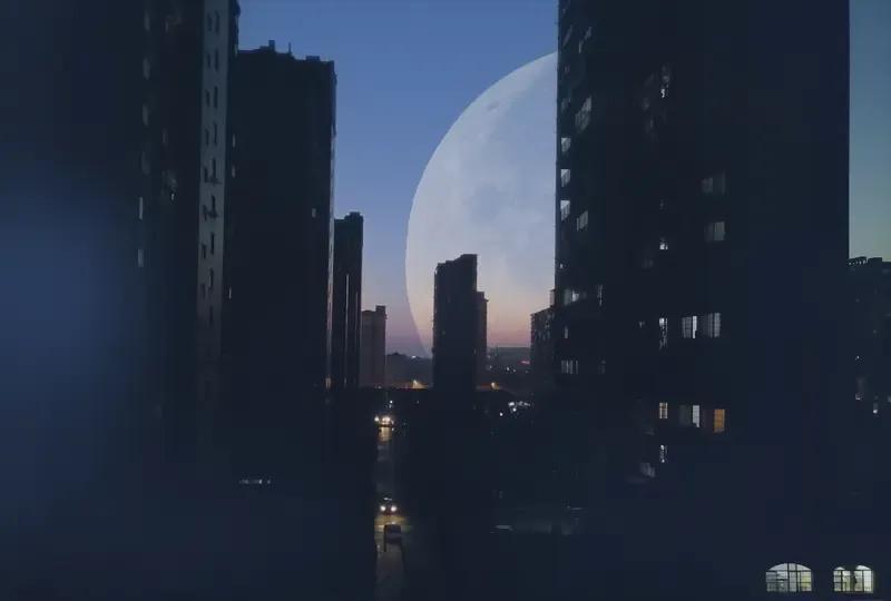 《六祖坛经》中说，六祖圆寂之前就知道自己要圆寂，甚至圆寂的时间，圆寂之后会发生的