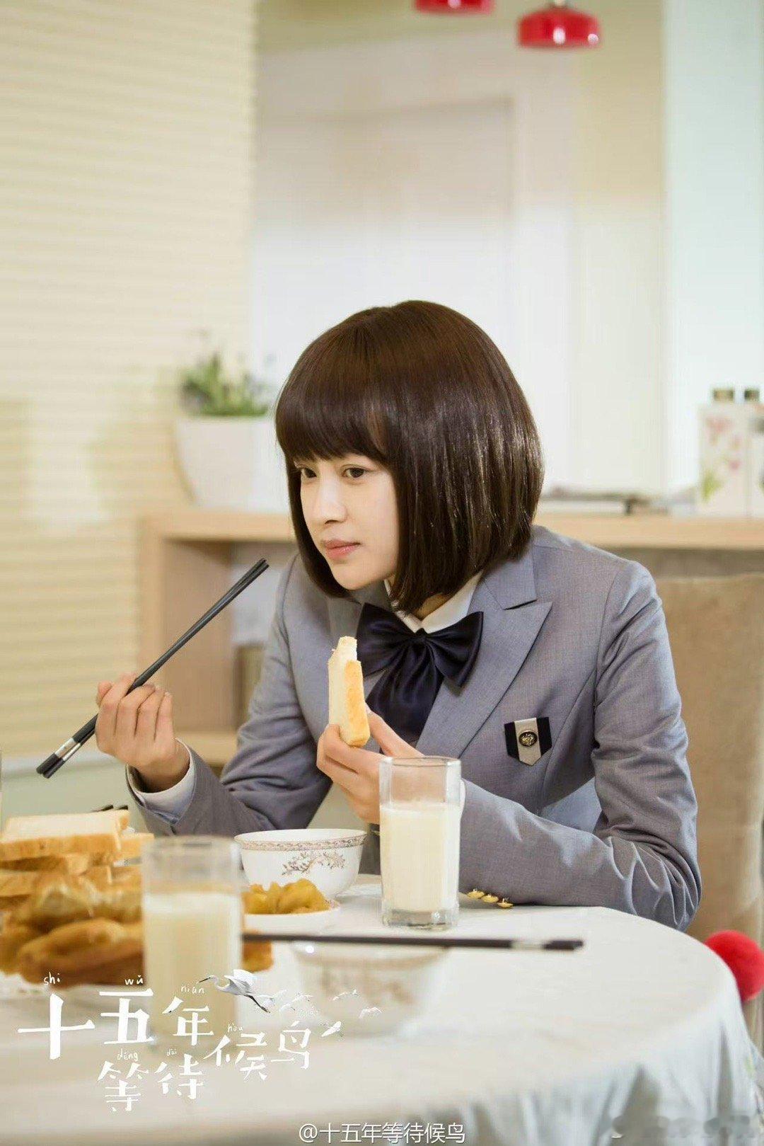 孙怡cos黎璃乘风2026孙怡的黎璃造型真的太有代入感了！站在舞台上的她，眼神