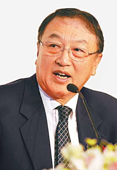 看到有网友评论：“我不相信柳传志守法，曾经的全资国企现在算什么性质？”简直让人