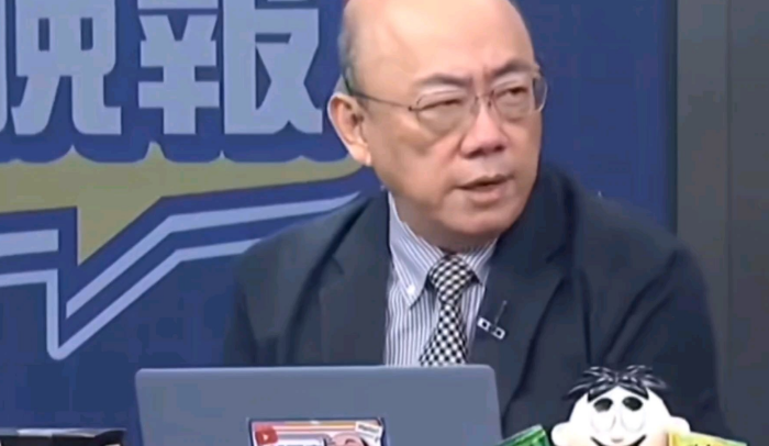 当“台独”摇身一变成为大统派时，我才猛然惊醒，原来我们过去强烈反对“台独”，以及