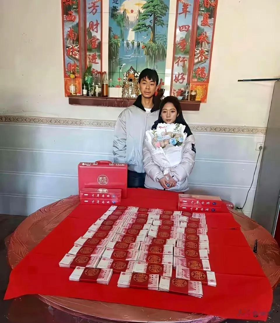 这么多钱，为什么大家看起来都不开心呢？