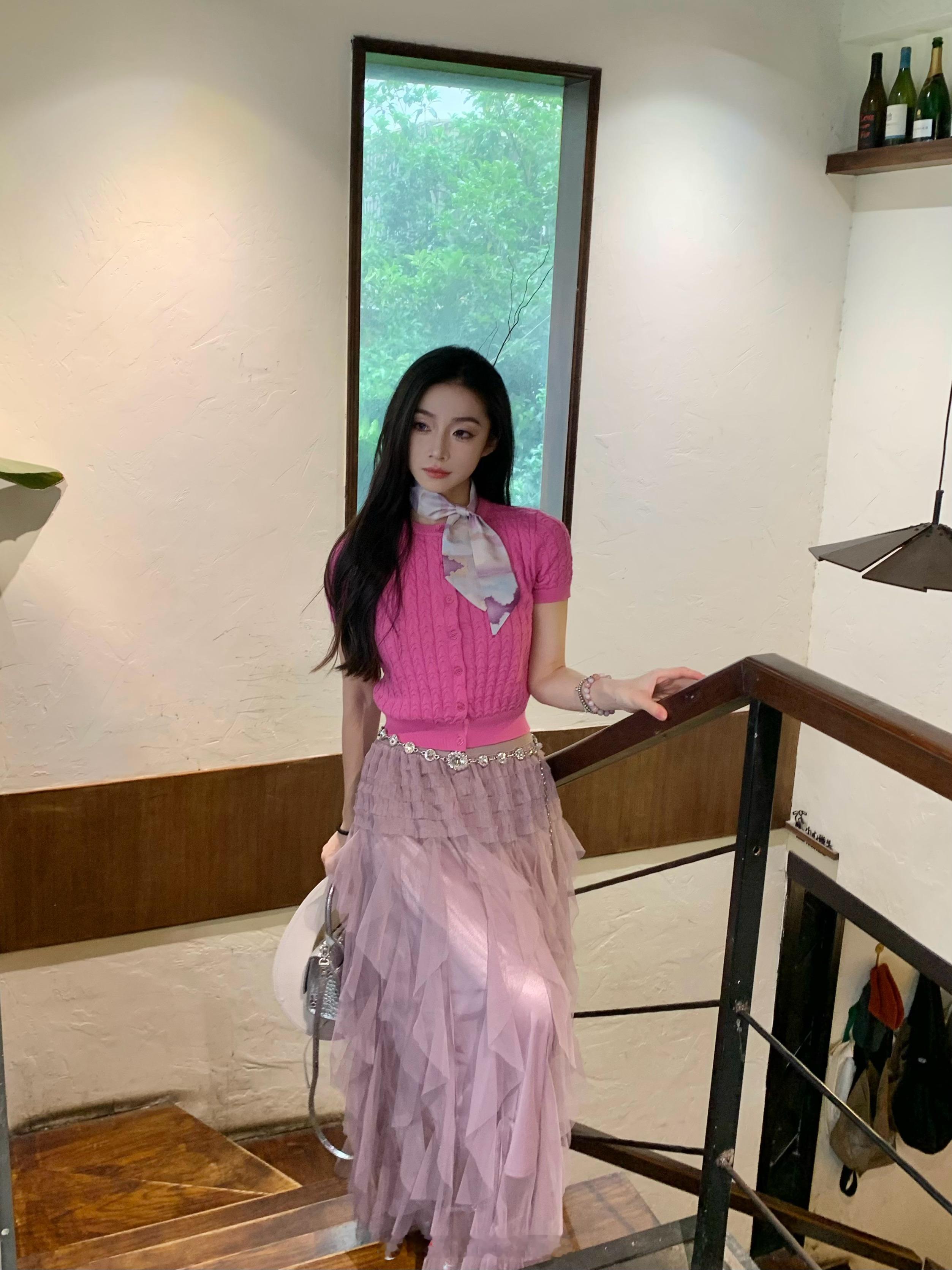 紫鸢尾💜🫧明晚20:00👀不得不说紫色确实韵味～这条纱裙本期心头好！！层层
