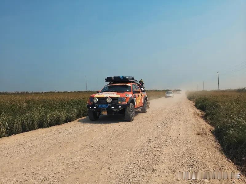 短轴为什么更有利于越野?越野圈有句话叫“短轴就是最好的差速锁”，这话还真有道理