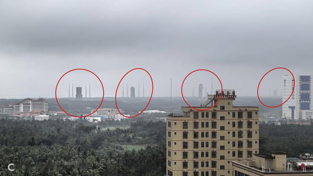 12月20号的龙楼镇航天发射场，天气不大好，今天晚上长五将会在这里发射。远处可以