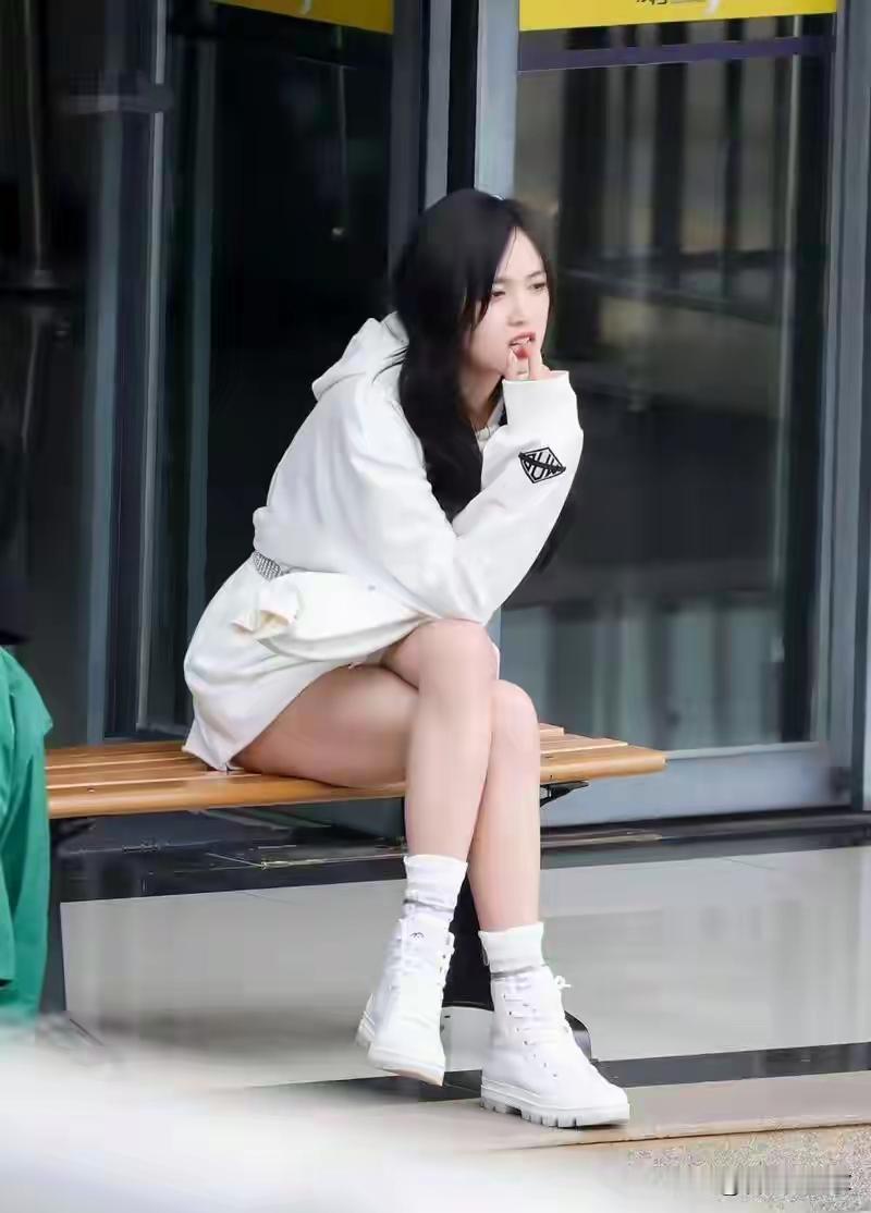 吴宣仪猛士x华为乾崑共创智能越野新篇