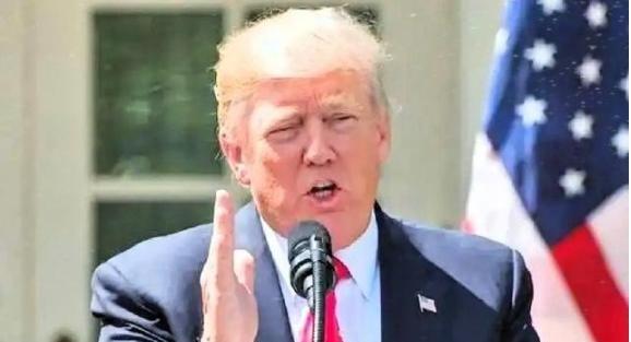 中美两国突然都悟到了：美国发现，只要甩开中国，它就能满世界薅羊毛，谁不服就收拾谁