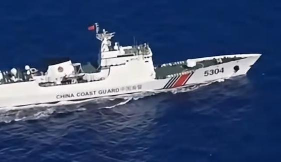 以牙还牙！菲律宾军舰强闯黄岩岛的第二天，中国海警直奔菲律宾海岸线！ 6月20