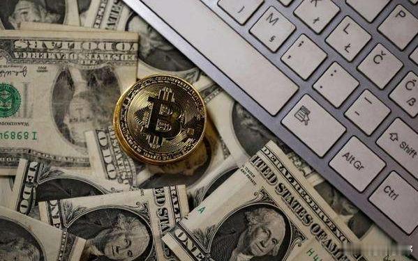 【近10亿美元杠杆头寸被平仓Strategy暗示可能卖出比特币】加密资产价格周