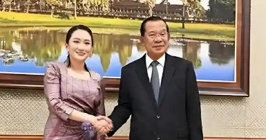 柬埔寨变天？洪森父子倒向美国了？洪森父子这波操作，简直让