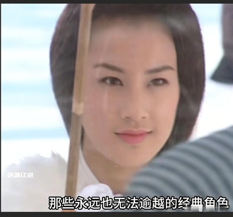 高圆圆太惨了，贾静雯压了一头，黄圣依也压了一头。《倚天屠龙记》贾静雯的赵敏赢过