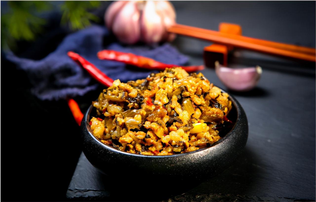 咸菜立大功！调查发现：高血压患者常吃咸菜，或能降低5种并发症咸菜，很多家庭的