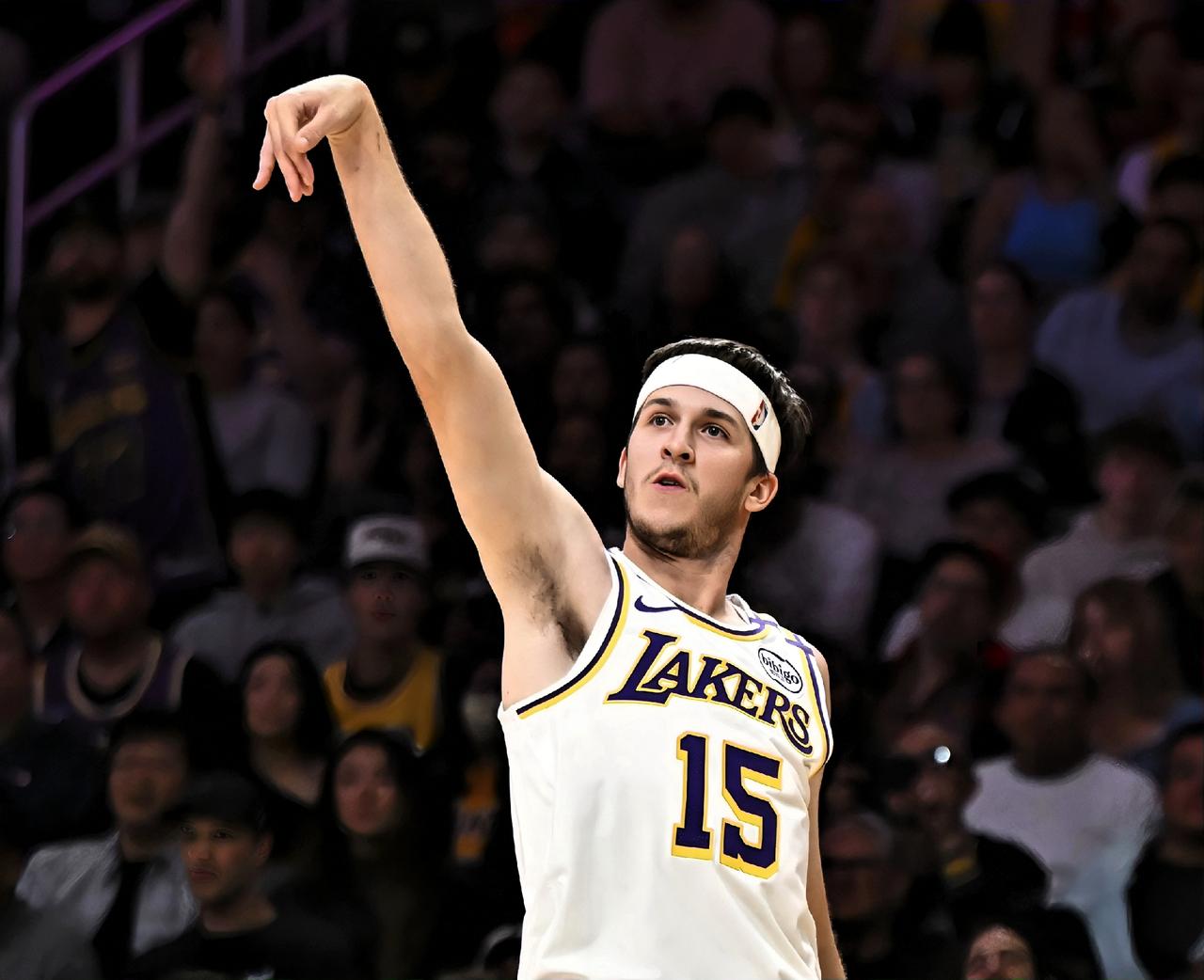 爵士真是狮子大张口啊！据美媒LakersDaily透露，爵士对凯斯勒开出的