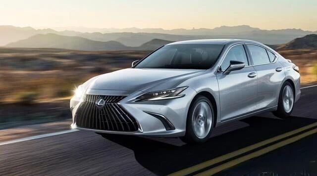 2026款雷克萨斯ES350海外上市约30.7万起售搭3.5LV6新款雷克