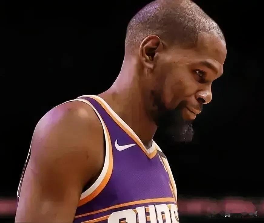 杜兰特越来越得寸进尺了！据ESPN名记Windhorst透露：KD只想去指定