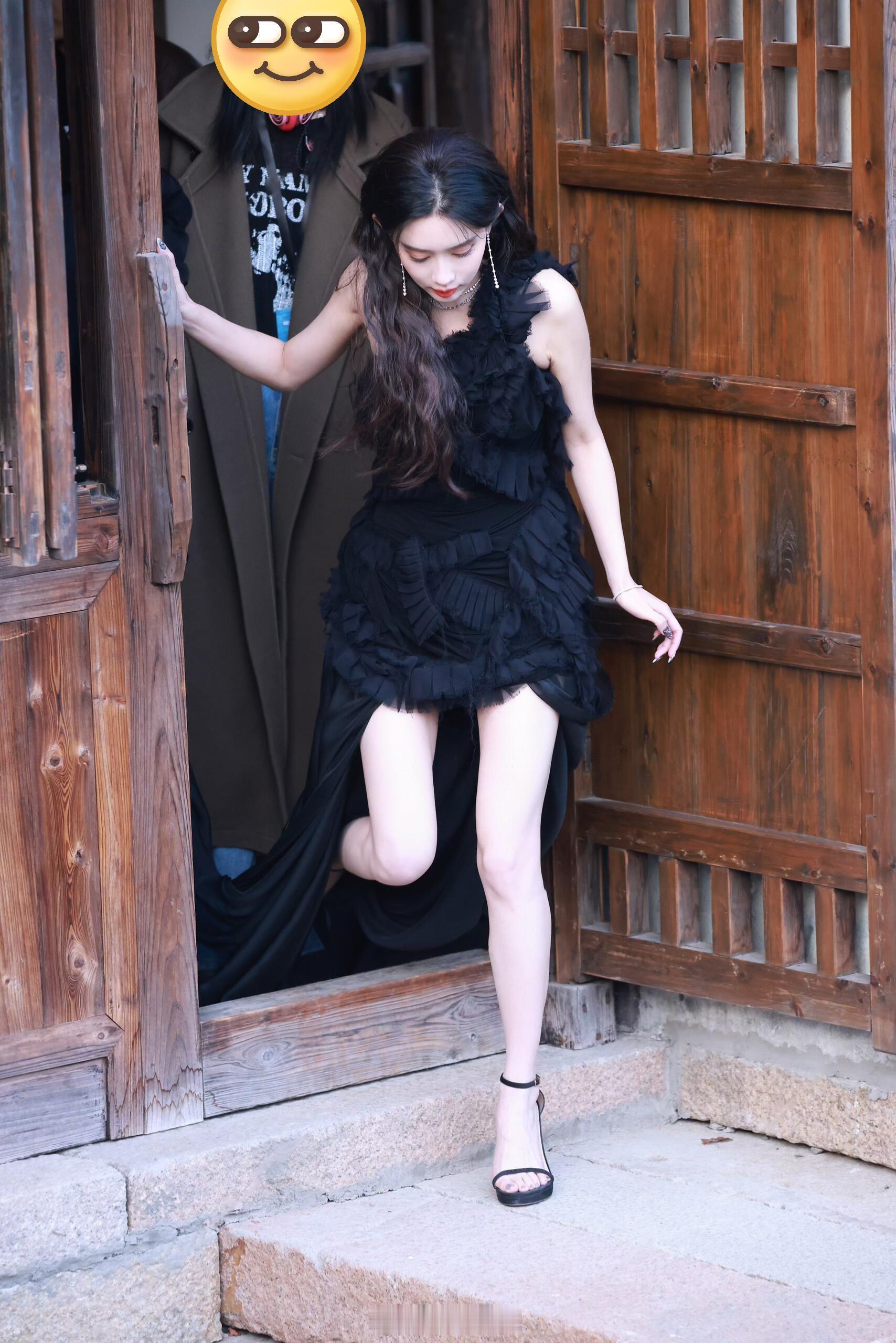 孟子义GQ外拍特写好白啊