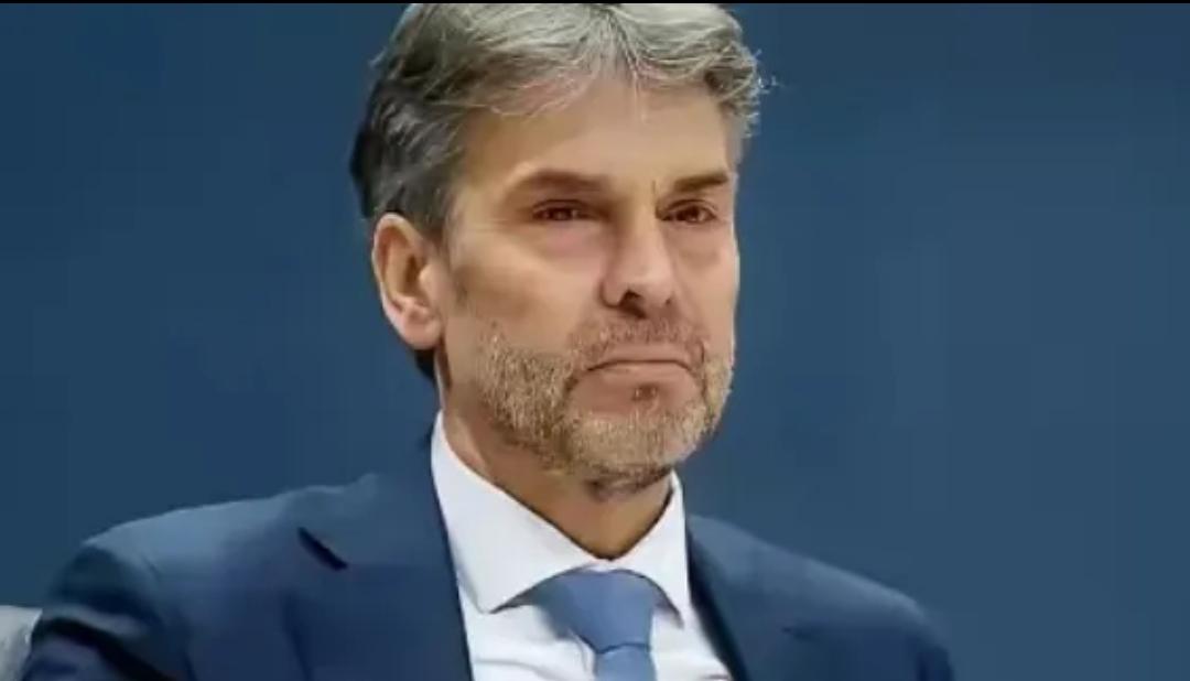 中国这次要杀鸡儆猴了！对象不是美日，也不是英澳菲竟然是荷兰！荷兰最近干了