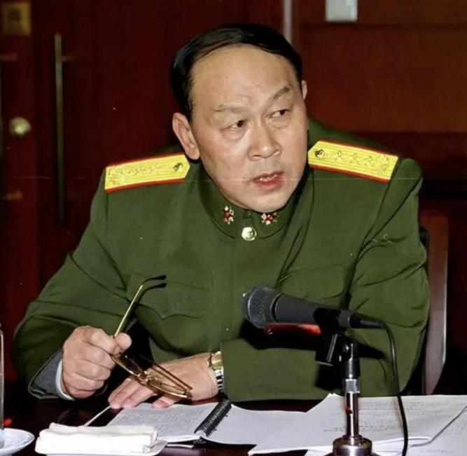 梁光烈曾提出：“晚打不如早打，小打不如大打，打一个，不如拉日本一起打！”然而