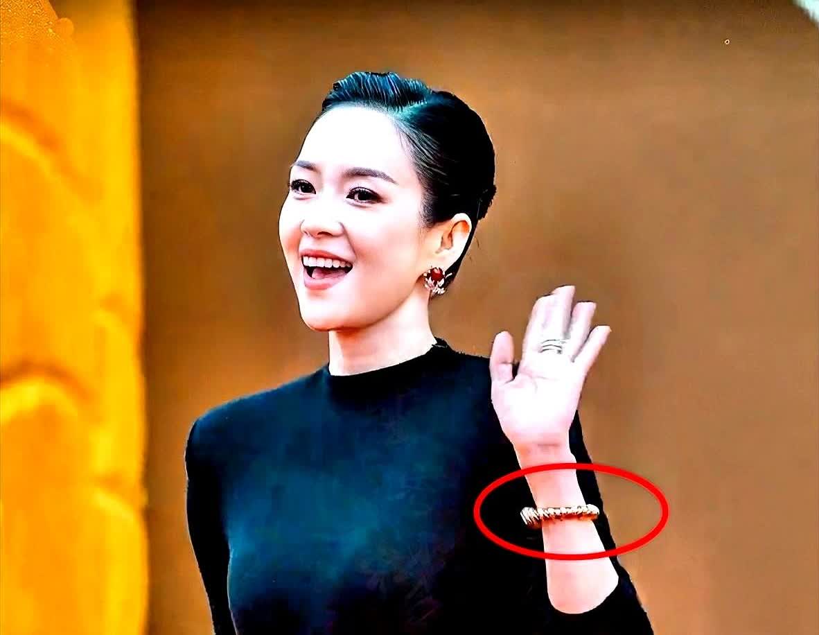 我的第六感告诉我，章子怡可能以后不会再出席活动了，不是因为年龄大了，也不是因为演