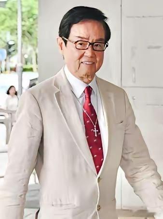 79岁的黄百鸣，真的给所有人都提了个醒，无论多有才华、多有钱，都不要触碰法律底线