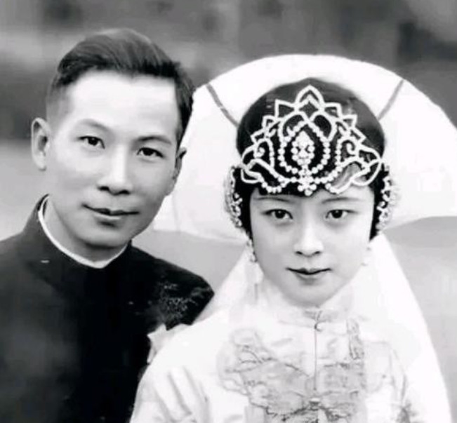 日本人投降后，宋子文见到旧情人盛爱颐，亲切地主动上前搭话，不料盛爱颐根本不正眼看