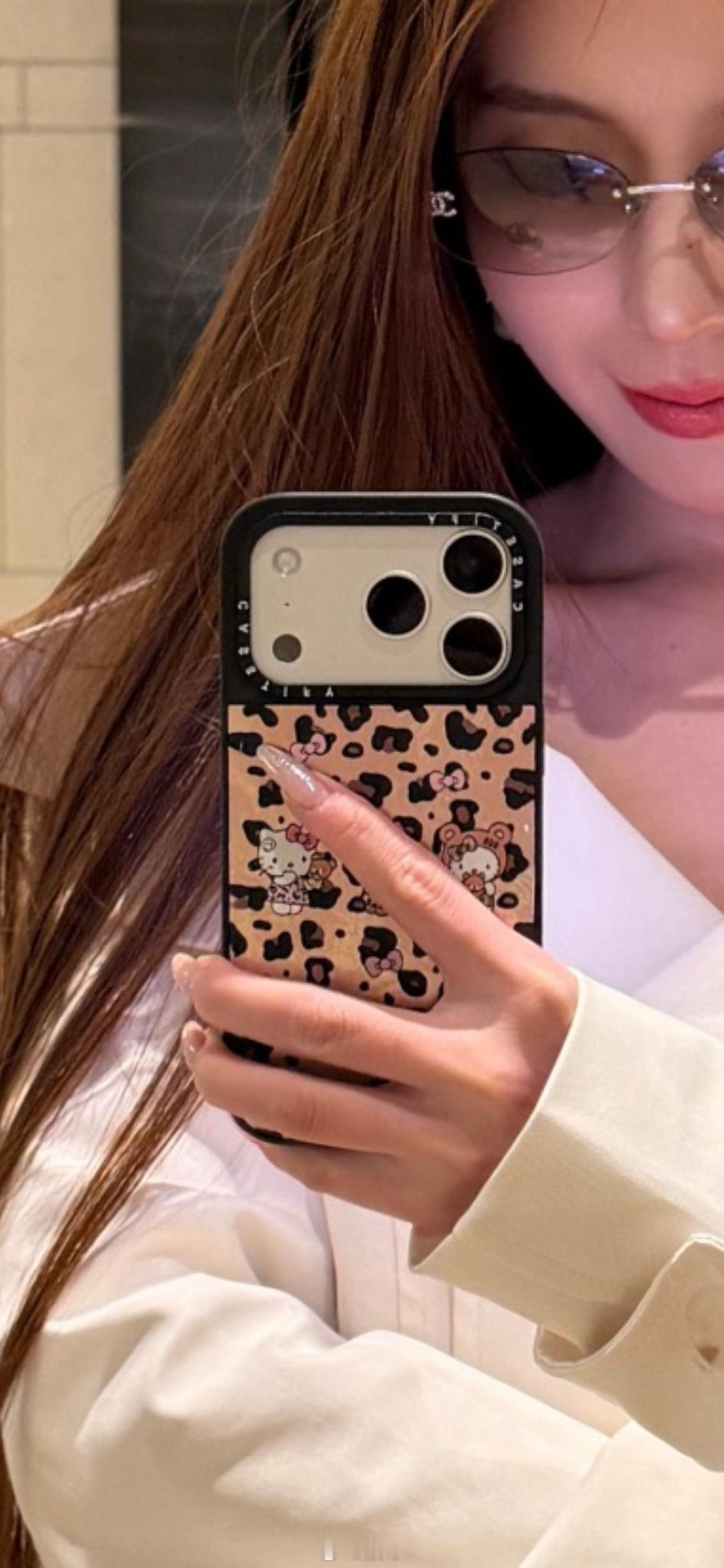 消费升级，香港满大街随处可见最新款iPhone！