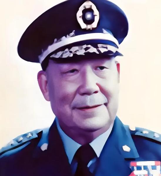 1949年6月青岛解放，蒋介石下了死令“炸毁青岛”，刘安祺接令时腰杆挺得笔直，转