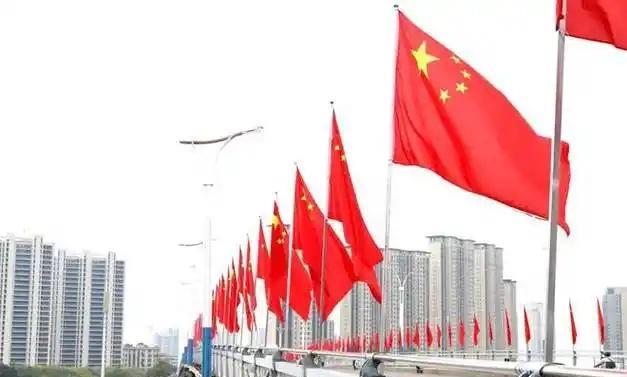 社会主义改造为什么能提前十年完成？1953年底，中央决定在全国实行统购统销。在之