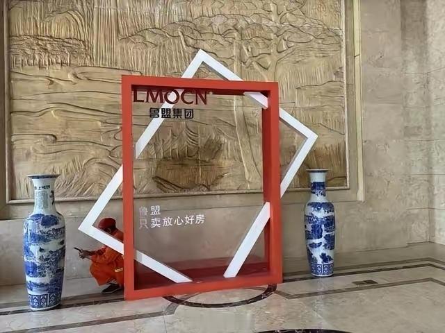 “这坑太大了！”31岁小伙掏空积蓄买婚房，10.5万首付款被中介私吞，房子过户了