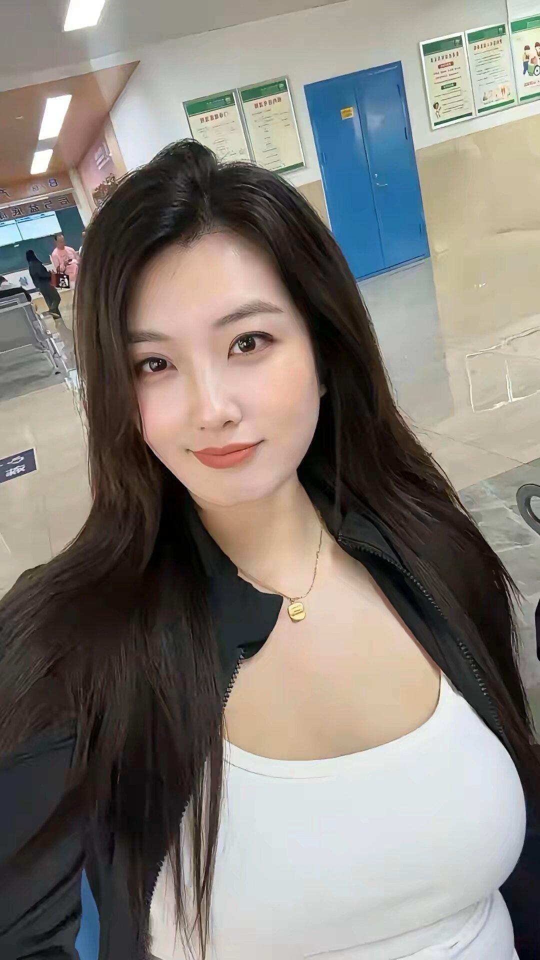 无论谁离开了你，别忘了在他来之前，你本来就是一个人生活。放不下、舍不得的