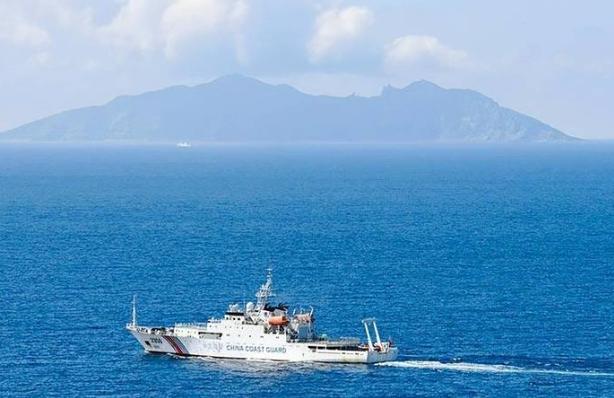 中国在东海给日本上了波强度，咱们不仅贴脸搞大动作，还要彻底掀翻他们单方面画的破线