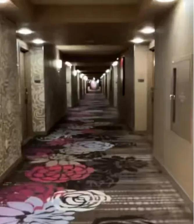 美国大满贯赛组委会为球员安排住宿的美高梅酒店实在离谱！从房间出门到餐厅用餐需要