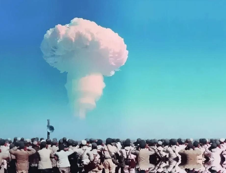 于敏构型到底有多逆天？美国至今难以置信，这是中国人能研究出来的？要知道，当年