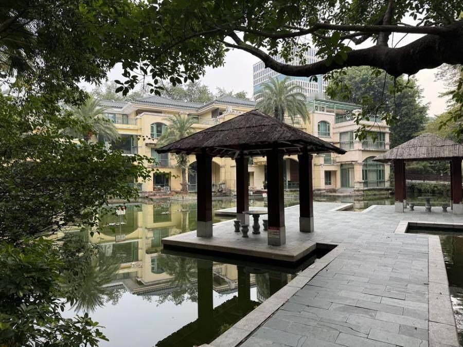 香蜜湖又上豪宅，学校好/位置好/近地铁，港中旅一期5折拍卖，荔园外国语+深高南，