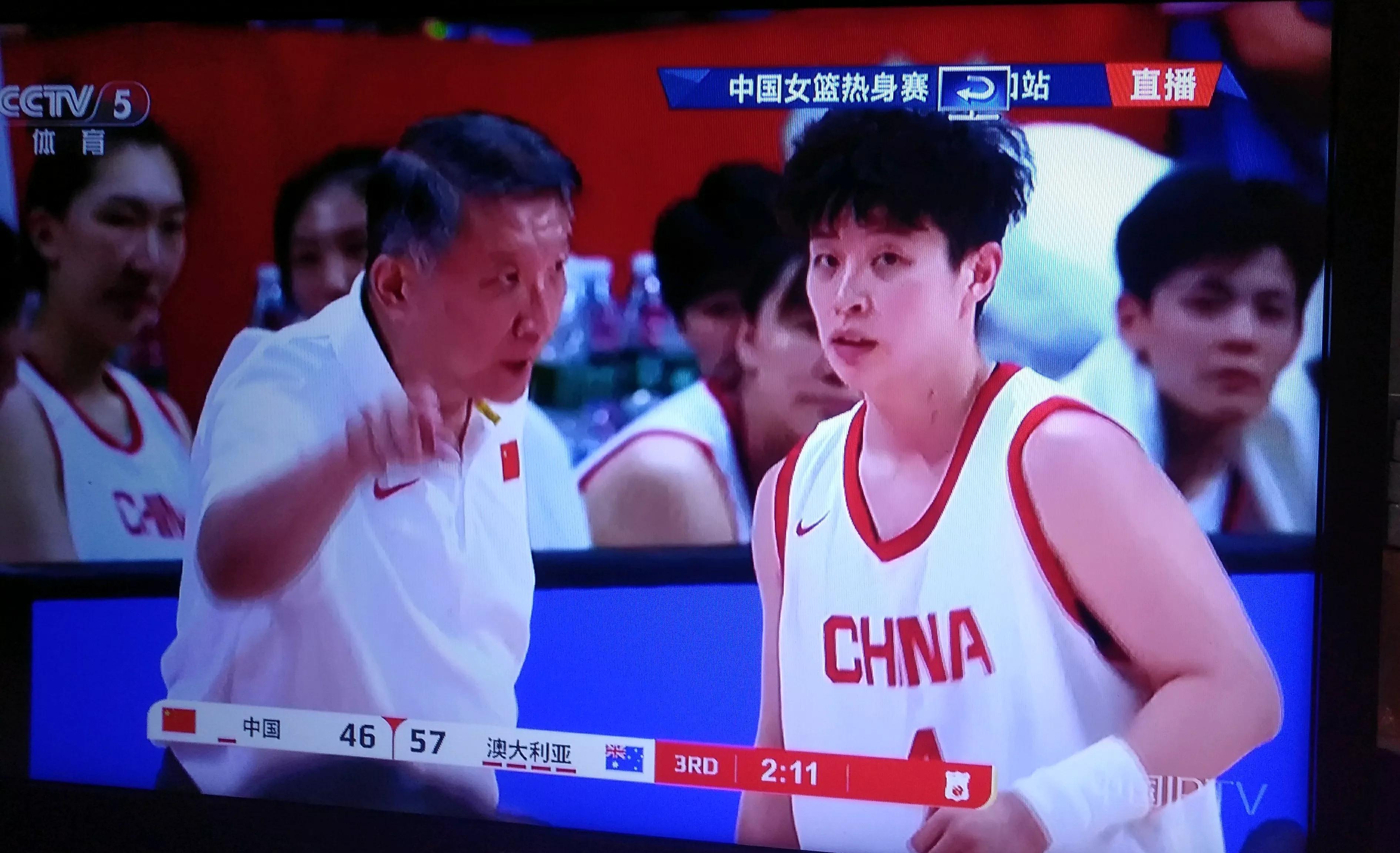 宫鲁鸣手中绝对信任的李缘，一场球下来也没看到什么亮点。令人费解的是，李缘