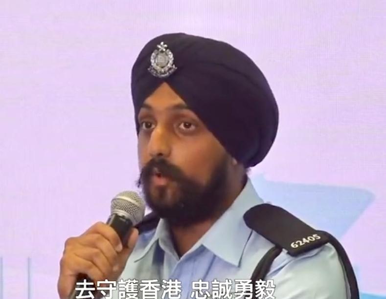 本以为香港法官戴了28年的金丝假发已经足够包容，直到看见最近戴着头巾留着大胡子的