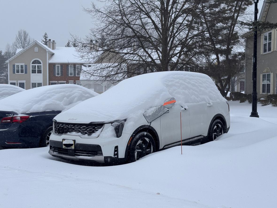 零下10度的天气，混动车开着暖风跑20公里都很难保住水温，只要发动机一休息，水温