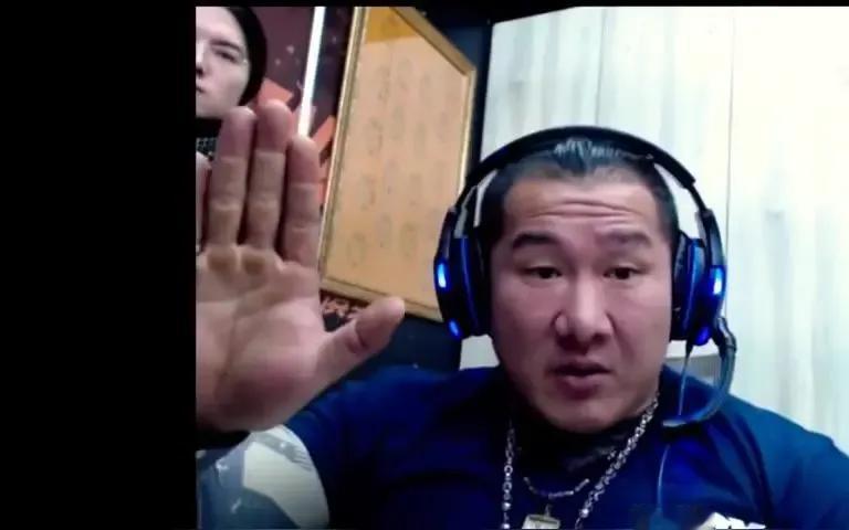 馆长在岛内这次大罢免的出现，让岛内的政治形态发生了微妙的变化。因为馆长自从