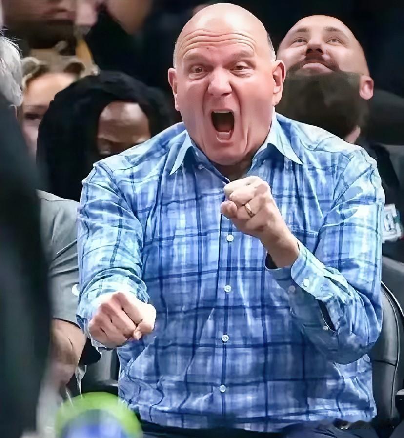 有时候觉得鲍尔默也挺诡异的！洛杉矶也不是只有一个球队，本就在这种豪门球队的阴