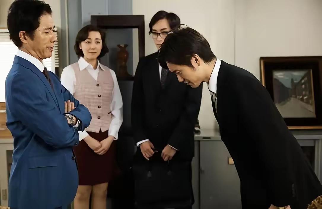 日本在“失去的30年”经济低迷下，为何能维持98%以上的就业率？因为日本创造了大