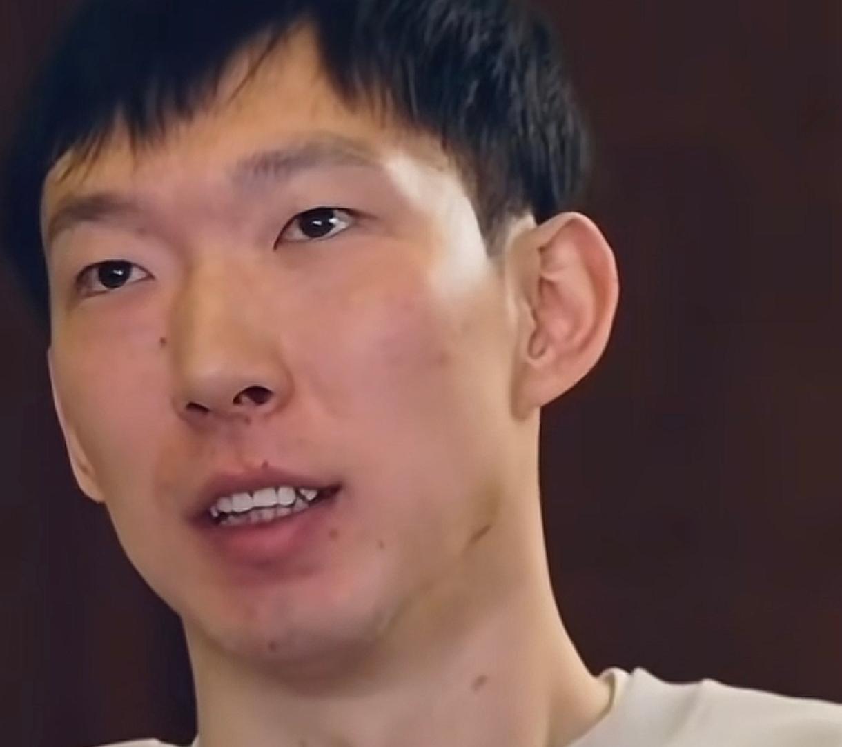 周琦提前锁定广东为八强对手，“不是对广州不尊重”的表态引发对潜在对手的关注，广东