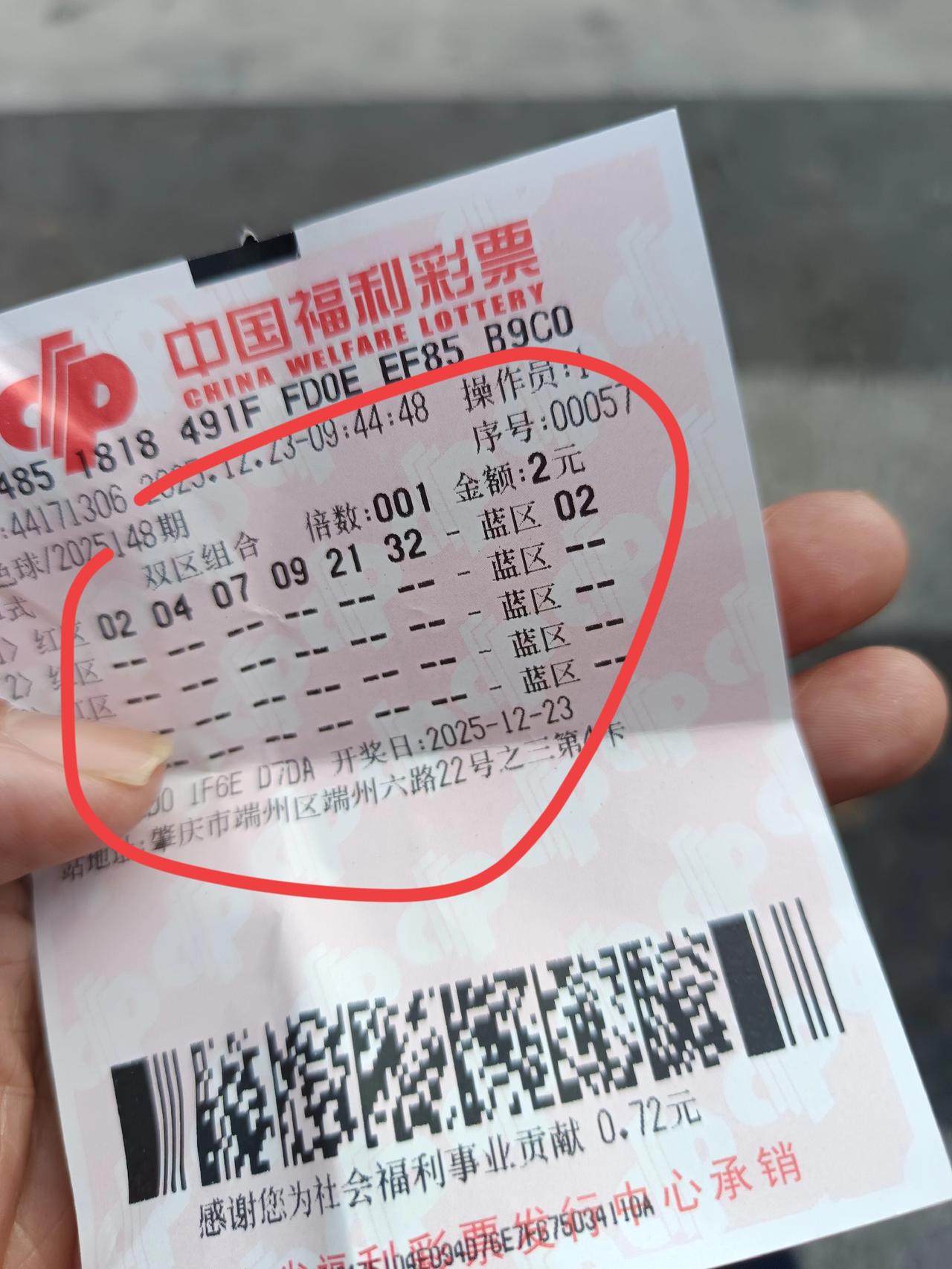 为什么总有人问我你工作这么忙，却有时间去买彩票了？你敢相信吗？我的工作比