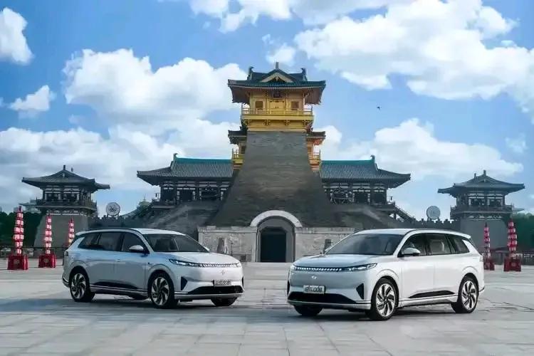 十款质量好又耐开的汽车1：大众朗逸2：大众宝来3：本田飞度4：丰田威驰