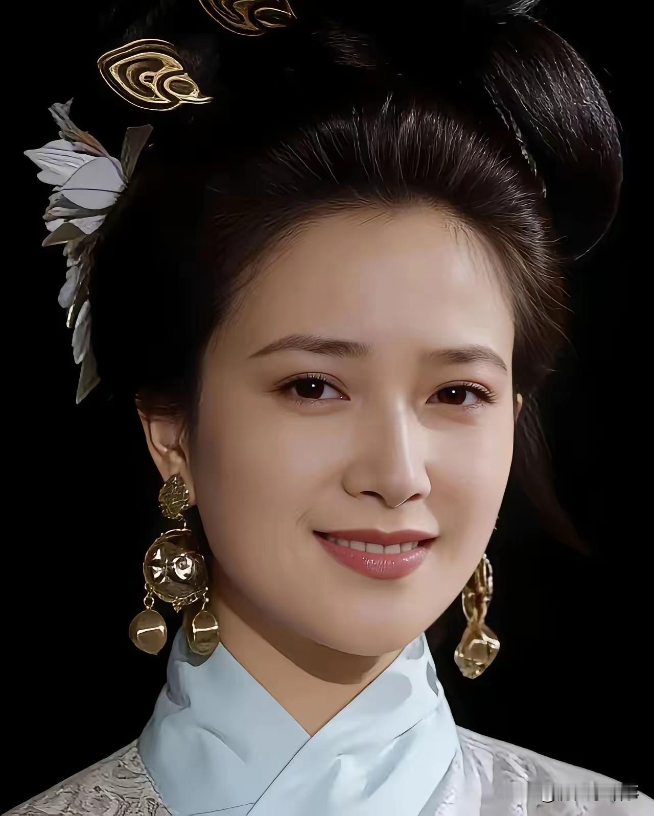 何晴孤独的晚年生活，给所有女人敲响了一声响钟，哪怕你长得再漂亮，再有钱，也一定要