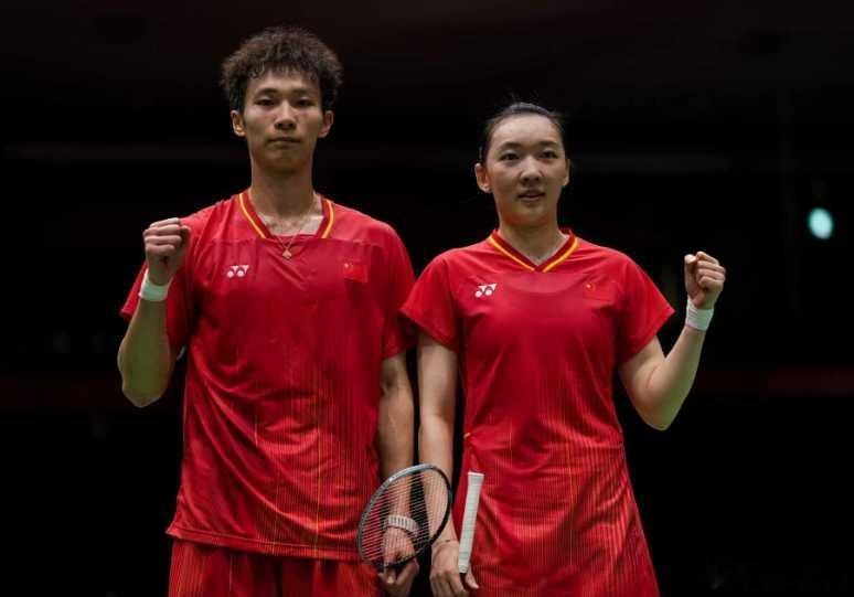 #国羽混双亚运四连冠#极限翻盘！蒋振邦魏雅欣2-0印尼黑马，国羽混双亚运四连冠北京时间9月29日，名