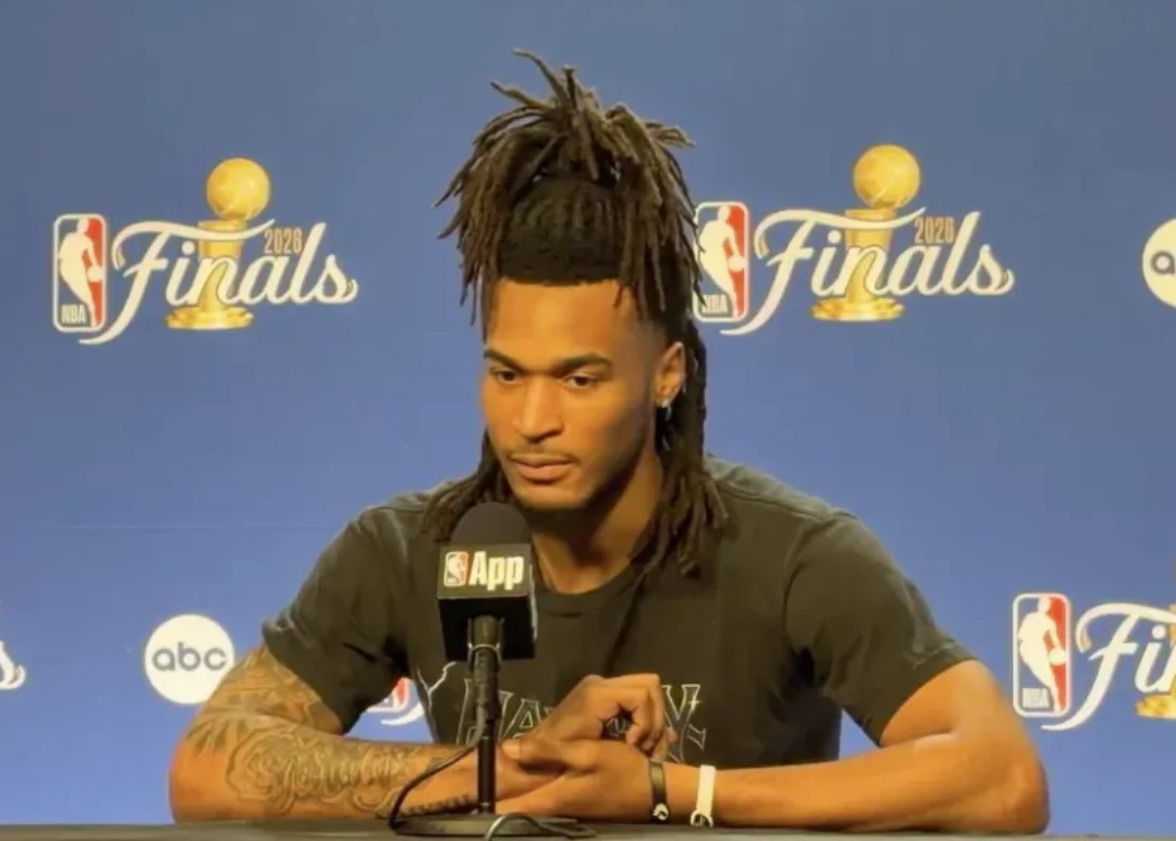 卡斯尔：我有时候传球会想太多，这是我可以总结并改进的  NBA总决赛马...