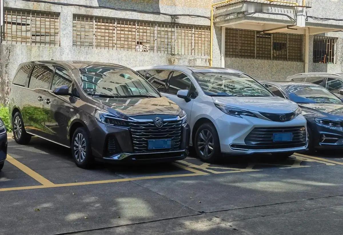 车子能过车检就不要换车，能节约点就省点同事一个月4500左右，很想买车，因为经