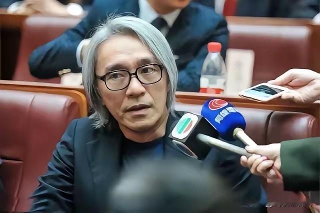 周星驰入股AI公司这事，我看到了3个所有人都忽略的真相。第一，他不是在布局