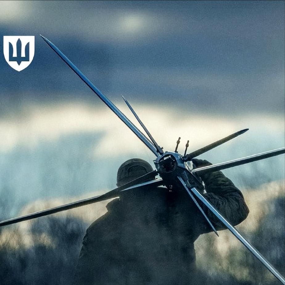 2026.4.30俄乌最新战况1、先看战场情况。在哈尔科夫方向乌克兰收复了博奇